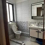 Klinton بيت ضيافة