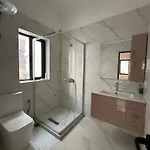 Klinton بيت ضيافة