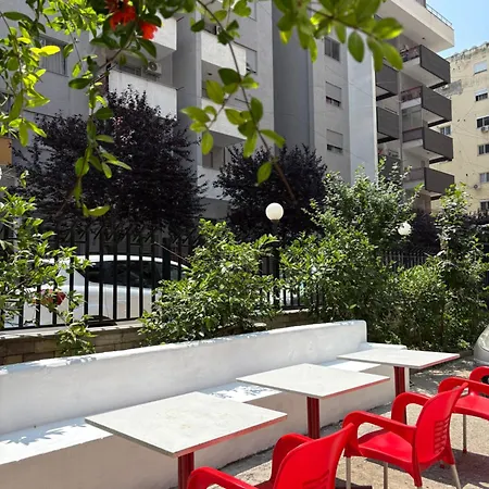 Klinton Πανσιόν 3*