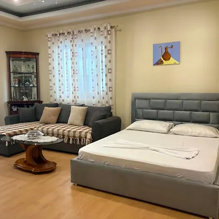 Klinton Gasthof Durrës